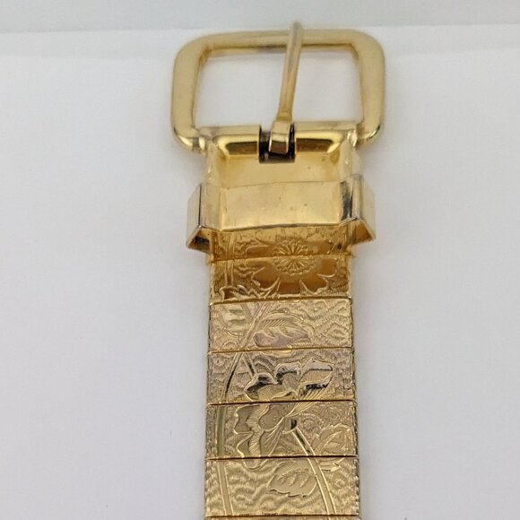 Vintage Gold Tone Floral Etched Buckle Bracelet - Picture 4 of 7